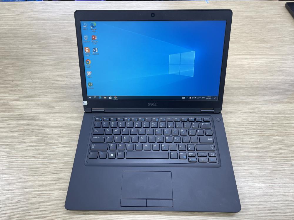 Laptop Dell Latitude 5490